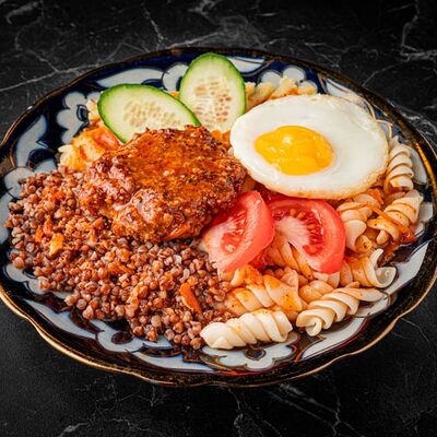 Бифштекс 4 гарнира в Чайхана Плов центр по цене 475 ₽