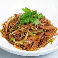 Лапша рисовая с уткой в КИDO
