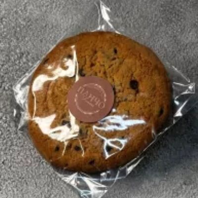 Печенье кукис с шоколадом в Патисари по цене 90 ₽