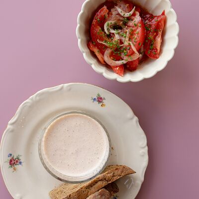 Томаты с ялтинским лукомв Pioner по цене 630 ₽