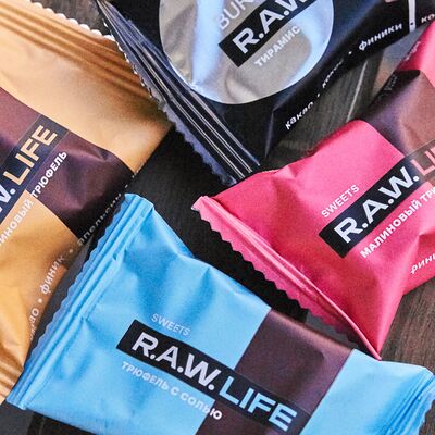 Конфета Raw Life в Surf coffee x mdt по цене 120 ₽