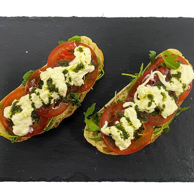 Брускетты со страчателлой в Мегаполис по цене 520 ₽
