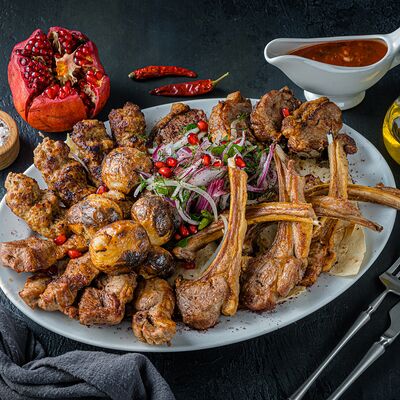 Сет из шашлыка №2 в Ресторан Воробьёвы Горы PREMIUM по цене 5175 ₽