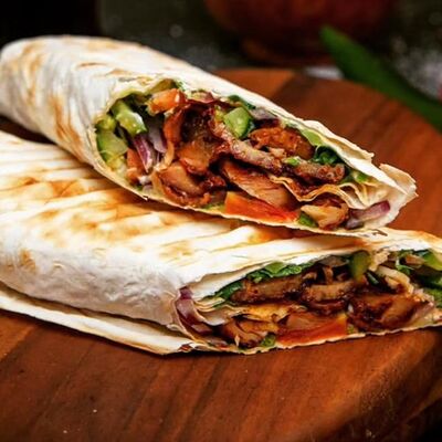 Классическая шаверма в Шаверма По-братски по цене 450 ₽