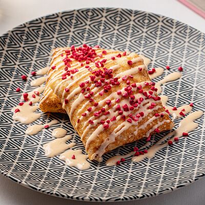 Блинчики с творогом и голубикой в Romano по цене 850 ₽