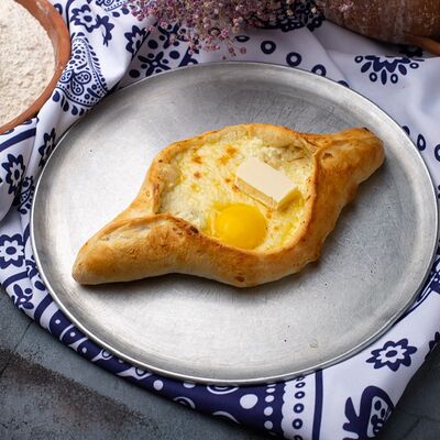 Аджарский хачапури в Хижина по цене 590 ₽