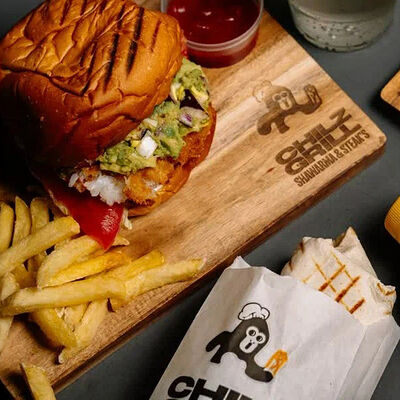 Шаверма Mini с соусом чилз + картофель фри в CHILZ GRILL по цене 349 ₽