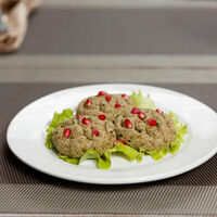 Пхали из зеленого лобио с грецким орехом и гранатом в Сандро