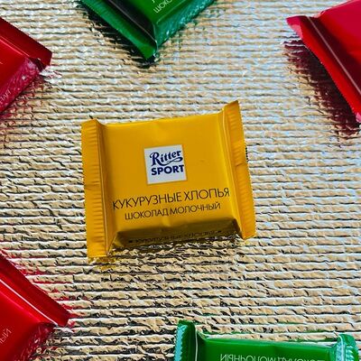 Шоколад Ritter Sport Кукурузные хлопья в Столовая 7 по цене 50 ₽