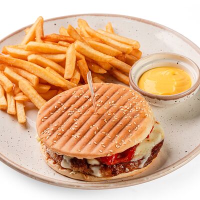 Комбо чикен-бургер фри в Ваби саби по цене 930 ₽