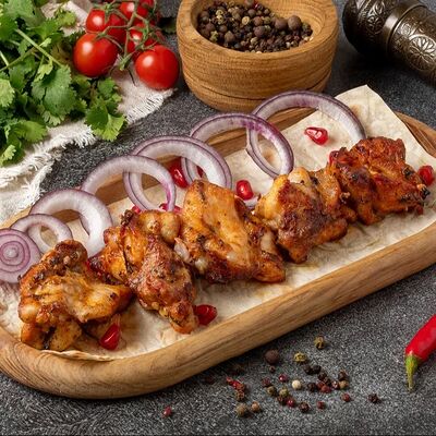 Шашлык из куриных бедер в Lamadjo 8888 по цене 500 ₽
