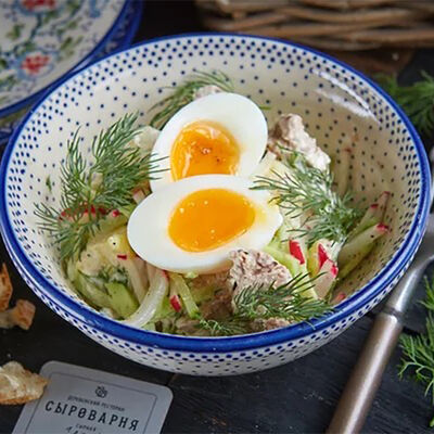 Деревенский салат с печенью трески в Сыроварня по цене 950