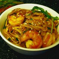 Wok с тигровыми креветками в Всем Своим