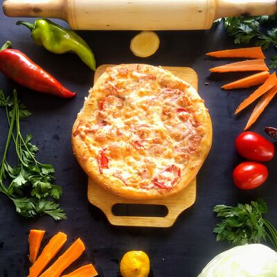 Пицца мини с ветчиной в Vip-Pechka по цене 230 ₽