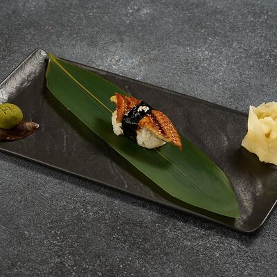 С угрём в Колхида Palace по цене 175