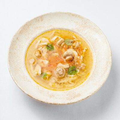 Куриный суп грибами в Гоген по цене 634 ₽