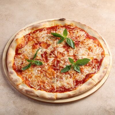 Пицца Маргарита в RestikVam по цене 880 ₽