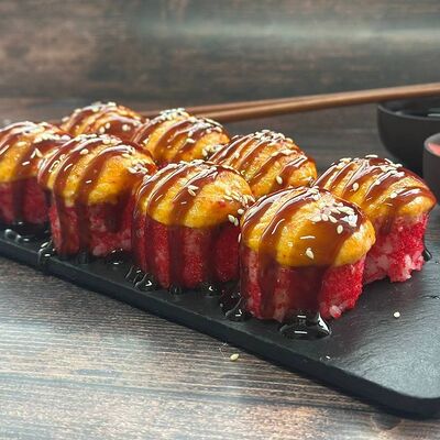 Мегаролл Калифорния с креветками в Токио 96 пицца и роллы по цене 649 ₽