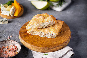 Панцеротти Груша и дор-блю в SushiKent по цене 400 ₽