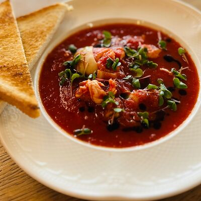 Томатный суп с морепродуктами в Ferracci pasta bar по цене 790 ₽