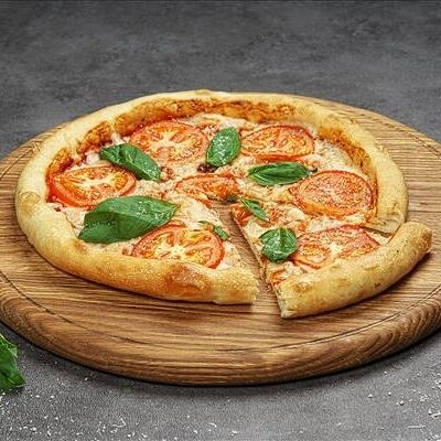 Пицца Маргарита, 33 см 1/750 в Бургер удачи по цене 660 ₽