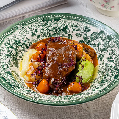 Аля Бёф бургиньон в Lores по цене 1090 ₽