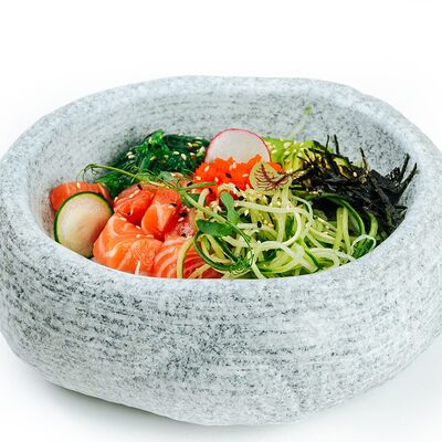 Поке с рисом и лососем в Делюсь добром по цене 950 ₽