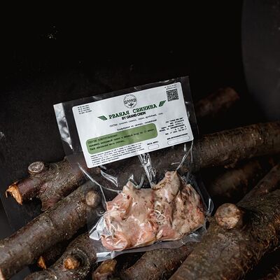 Рваная свинина в вакуумной упаковке в Meat Crew по цене 400 ₽