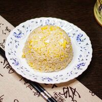 Жареный рис с яйцом в Китайская кухня ЖУИ