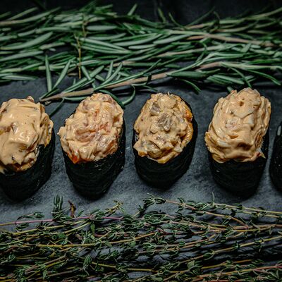 Сет Суши гунканв Суши роллы МОРС по цене 650 ₽