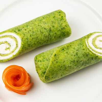 Шпинатные блины с творогом в Фитнес меню по цене 310 ₽