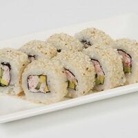 Ролл Калифорния с кунжутом в Sushi&wok