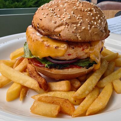 Бургер с крабом в La Vida loca по цене 1600 ₽