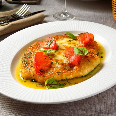 Шницель из куриной грудки по-милански в Villa Pasta по цене 1250 ₽