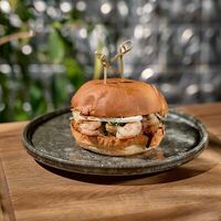 Бургер с креветкой в Мунк