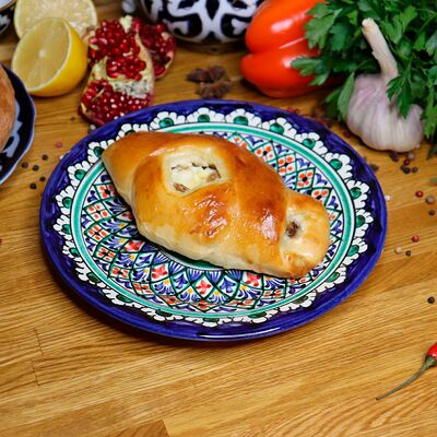 Венгерка с творогом и изюмом в Плов & лагман по цене 90