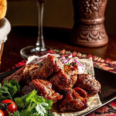 Шашлык по-кавказски из cвинoй мякоти в Чито-Грито по цене 590 ₽