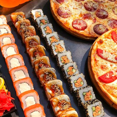 Сет №4 в Yaposha Sushi & Pizza по цене 10000 ₸