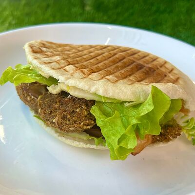 Фалафель в пите в Vegan Pyramid по цене 225 ₽