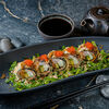 Горячий ролл с лососем в BLUEFIN Sushi Oysters по цене 1590