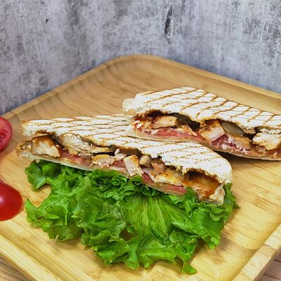 Сендвич фирменный в Ешька по цене 325 ₽