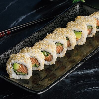 Ролл Аляска в Баклажан в ТЦ 