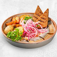 Филе сельди с картофелем черри в Река Море