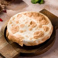 Каурма с картофельным пюре и сулугуни в Чакапули