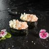 Гункан с креветкой и сыром в Суши Профи по цене 347