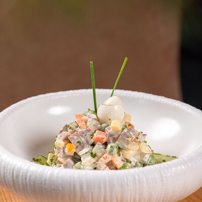 Оливье с говяжьим языком в Just Residence по цене 820 ₽