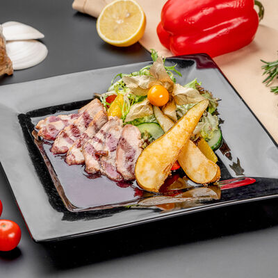 Салат Охотничий с уткой в Ресторан Крыша бар по цене 420 ₽