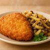 Отбивная куриная с картофелем и жареными с грибами в Хлебница по цене 253