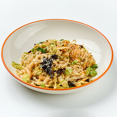 Рисовая лапша с морепродуктами в 7:35 Заря & KitaEast по цене 740 ₽