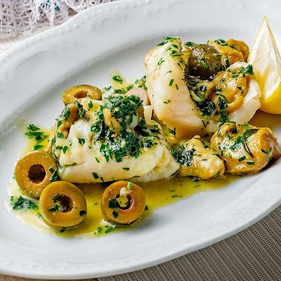 Филе судака по-лигурийски в Сен Тропе по цене 1235 ₽